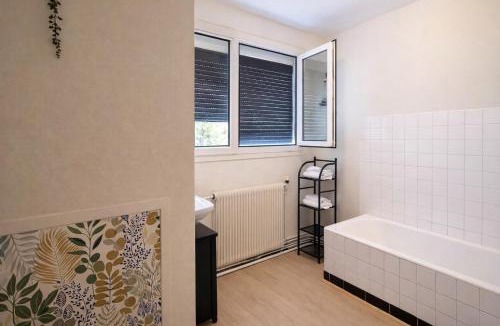 Saint-Loup Hotel | Le Relais de la route bleue