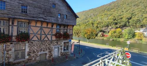 Revin House | Le relais de Victor et son garage à vélos