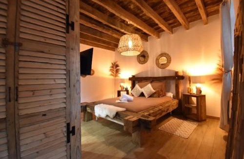 Broue Bed & Breakfast | LE RELAIS DES CALECHES - La Balinaise