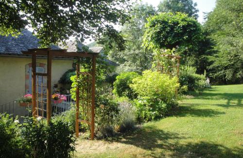 Ydes Bed & Breakfast | Le Relais des Capucines