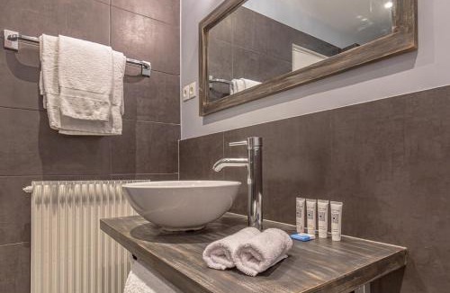 Le Boulou Hotel | Le Relais Des Chartreuses