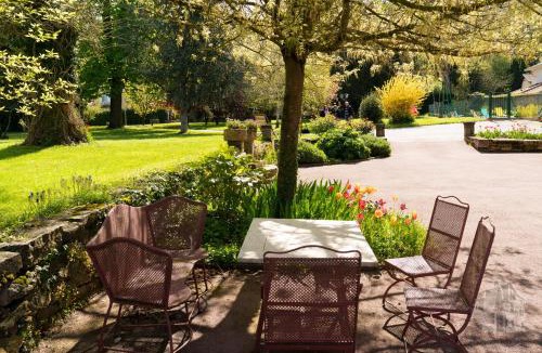 Fleurieu-sur-Saone Bed & Breakfast | Le Relais Des Dames