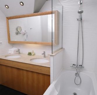 Le Mont-Saint-Michel Hotel | Le Relais Du Roy