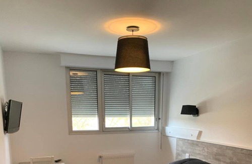 Beaumont-en-Veron Hotel | Le Relais du Velors