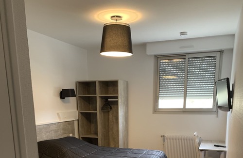 Beaumont-en-Veron Hotel | Le Relais du Velors