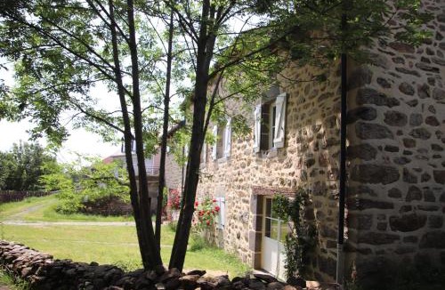 Anglards-de-Saint-Flour House | Le Relais de Garabit