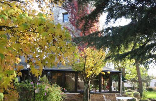 La Chaussee-Saint-Victor Bed & Breakfast | Le Relais de la Tour