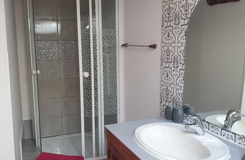 Saint-Juire-Champgillon House | Le Relais de la Cure