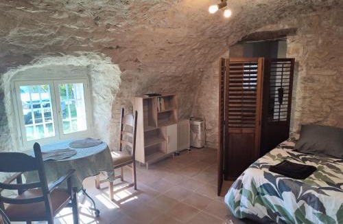Barret-de-Lioure Apartment | Le Relais Provençal