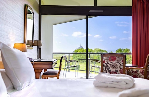 Le Mont-Saint-Michel Hotel | Le Relais Saint Michel