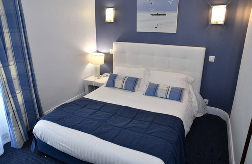 Aurillac Hotel | Le Renaissance