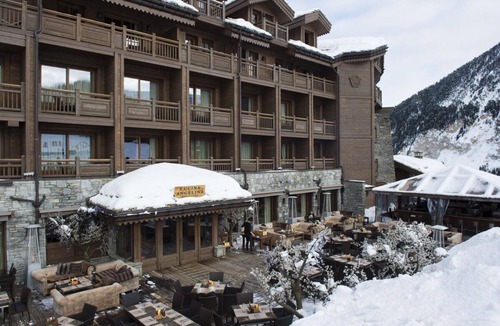 Courchevel Villa | Le Renard - Three Bedroom Villa, Sleeps 6