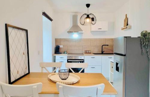 City of Carcassonne Apartment | Le Rendez Vous - 4 étoiles - parking gratuit