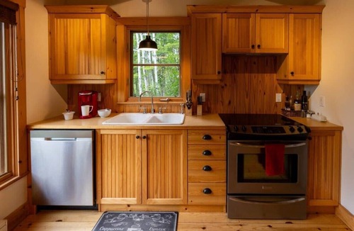 Pohenegamook Ski Chalet | Le Renne Elisabeth - Lake access