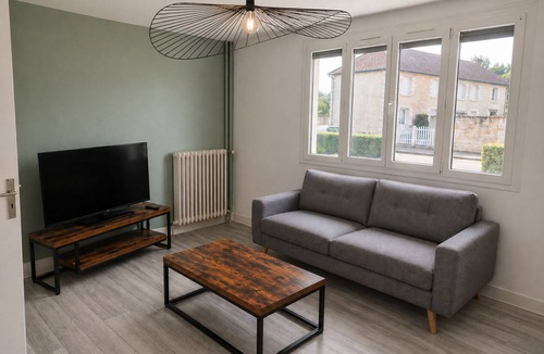 Vendeuvre-sur-Barse Apartment | Le Repère des Aventuriers - 10 min from Niglo