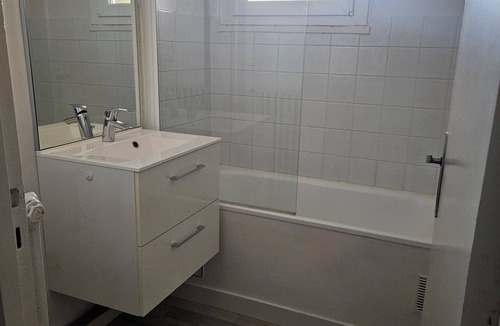 Vendeuvre-sur-Barse Apartment | Le Repère des Aventuriers - 10 min from Niglo