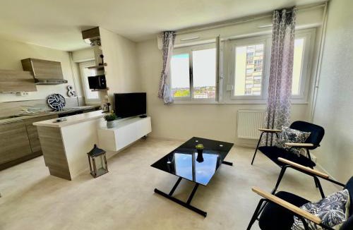 Saint-Vincent Apartment | Le repère tranquille - F2 spacieux, proche gare