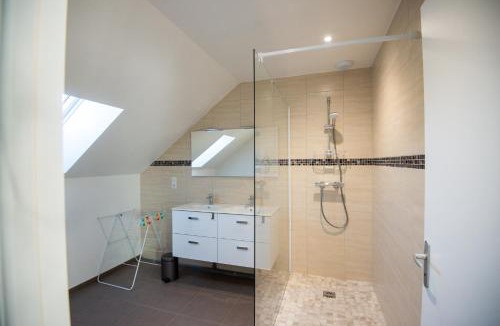 Saint-Bris-le-Vineux Apartment | Le repaire de Saint-Bris