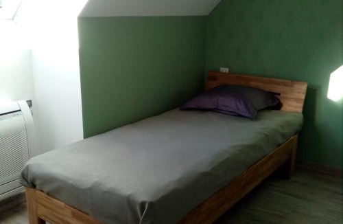 Saint-Bris-le-Vineux Apartment | Le repaire de Saint-Bris