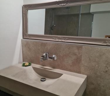 Barbentane House | Le repaire de Mélusine