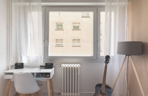 Republique Apartment | Le Repaire : Hyper center, 3 bedrooms, Balcony & Parking