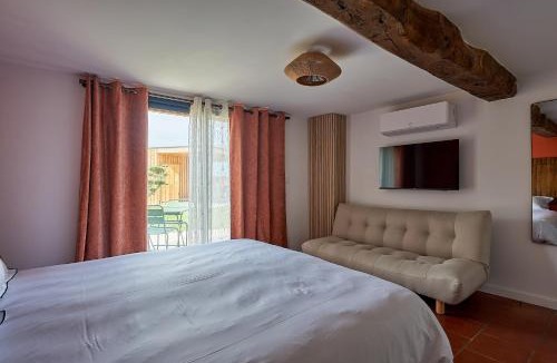 Lussac Bed & Breakfast | Le repaire Lagardère