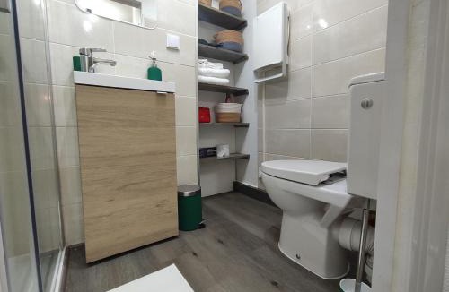 Pont-Audemer - Val de Risle Apartment | Le Rislois des Baquets - Studio moderne et cosy