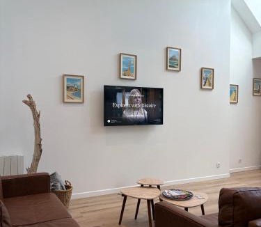 Benouville House | Le rivage 44