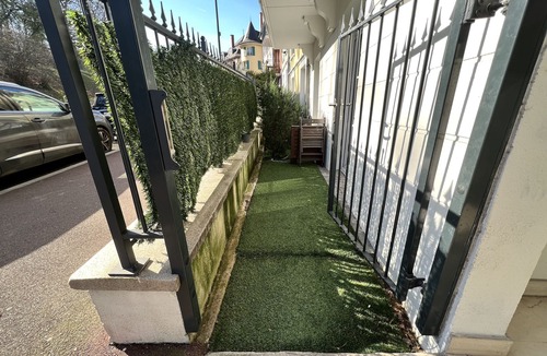 Le Plessis-Robinson House | Le Robinson