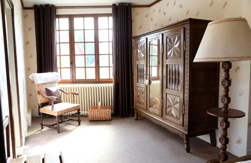 Mezieres-sur-Oise Bed & Breakfast | Le Robinson