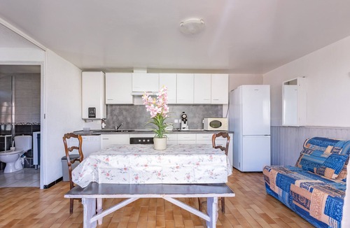 Marseillan Plage Apartment | Le Robinson - proche plage