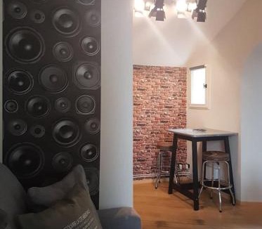 Honfleur Apartment | Le Rock Studio