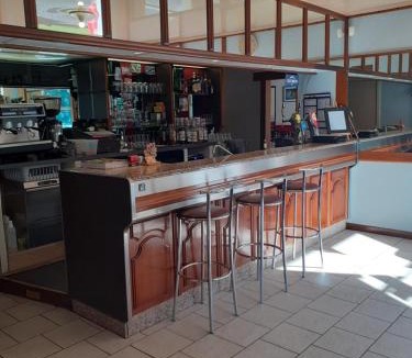 Isle-et-Bardais Hotel | le rond gardien
