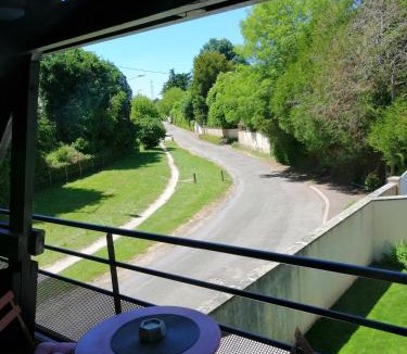 Luisant Apartment | "Le Rooftop de la fontaine" dans cadre verdoyant