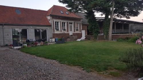 Coigneux House | Le rossignol