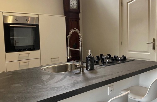 Degagnac Apartment | LE ROSSIGNOL Modern stylish apartment with air conditioning, private terrace and swimming pool
