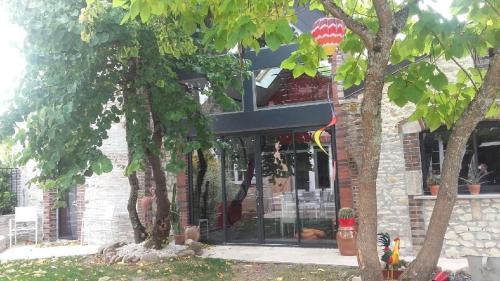 Saint-Maurice-le-Vieil Bed & Breakfast | Le Rouge & Blanc