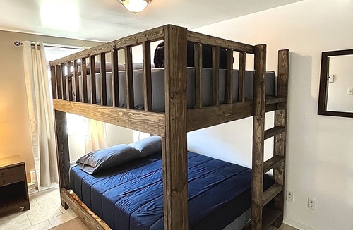 Notre-Dame-Des-Bois Apartment | Le Roupillon - Région de Mégantic