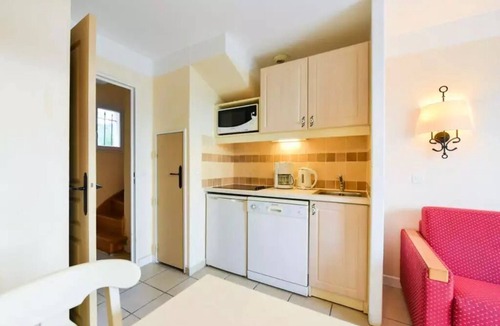 Rouret Villa | Le Rouret houses - maeva Home - 2 Room House 5 People Selection