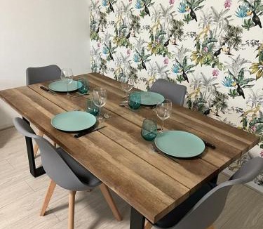 Devant-les-Ponts Apartment | LE ROUSSEAU - 2 Pièces - Proche Hyper Centre Metz