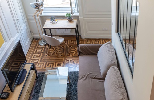 Griffon - Royale Apartment | Le Royale Haussmann Hyper center
