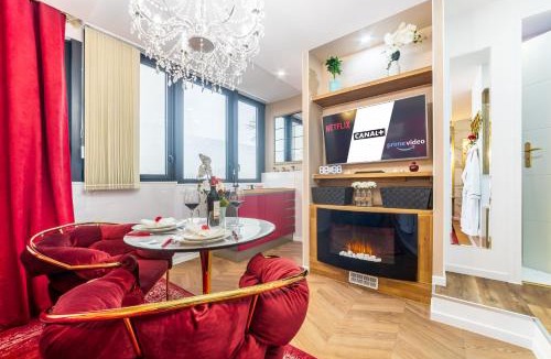 Juvisy-sur-Orge Apartment | Le Rubis - Love Room Romantique