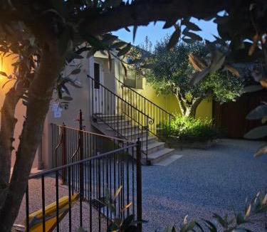 La Coucourde Apartment | Le Rubiz