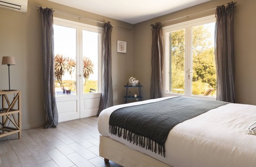 Calcatoggio House | Le Ruone