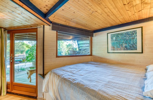 Moureze Bed & Breakfast | Le Sabel - Blue Room B&B with Mountain View, Shared Pool
