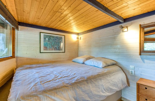 Moureze Bed & Breakfast | Le Sabel - Blue Room B&B with Mountain View, Shared Pool