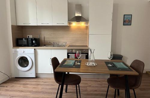 Nord - Gare Apartment | Le Sablier - Studio - Gare - Hyper Centre - 2 pers