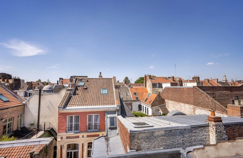 Old Lille Apartment | Le Sacré-Coeur, best-in-class studio