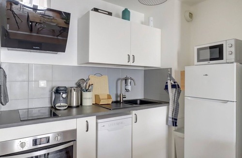Lalande-Grand Selve Apartment | Le Sahel ~ Parking ~ Patio