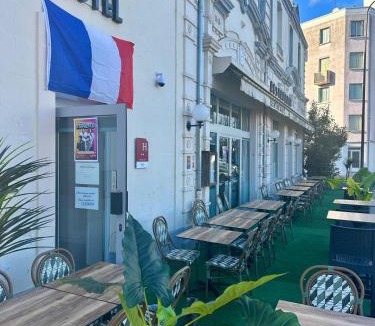 Cosne-Cours-sur-Loire Hotel | Le Saint Christophe